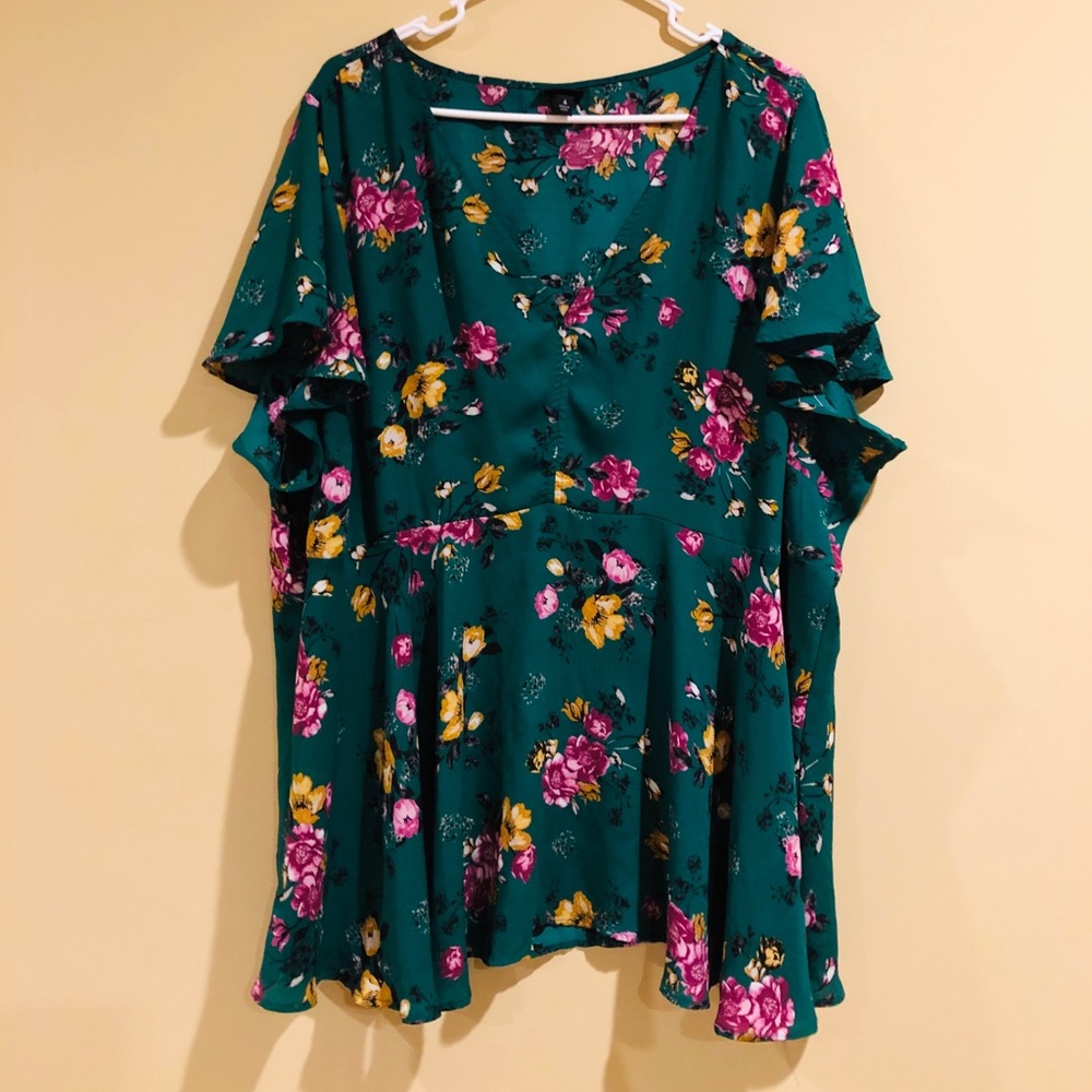 Torrid Green Floral Top